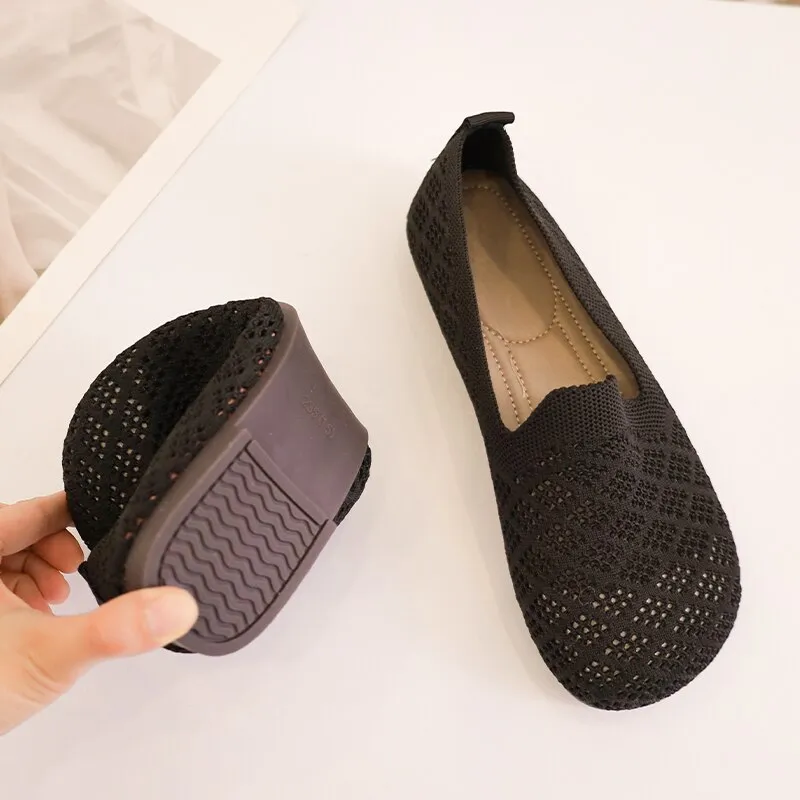 Flexible and Breathable Thin Knitted Ballerina Flats