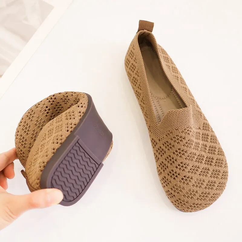 Flexible and Breathable Thin Knitted Ballerina Flats