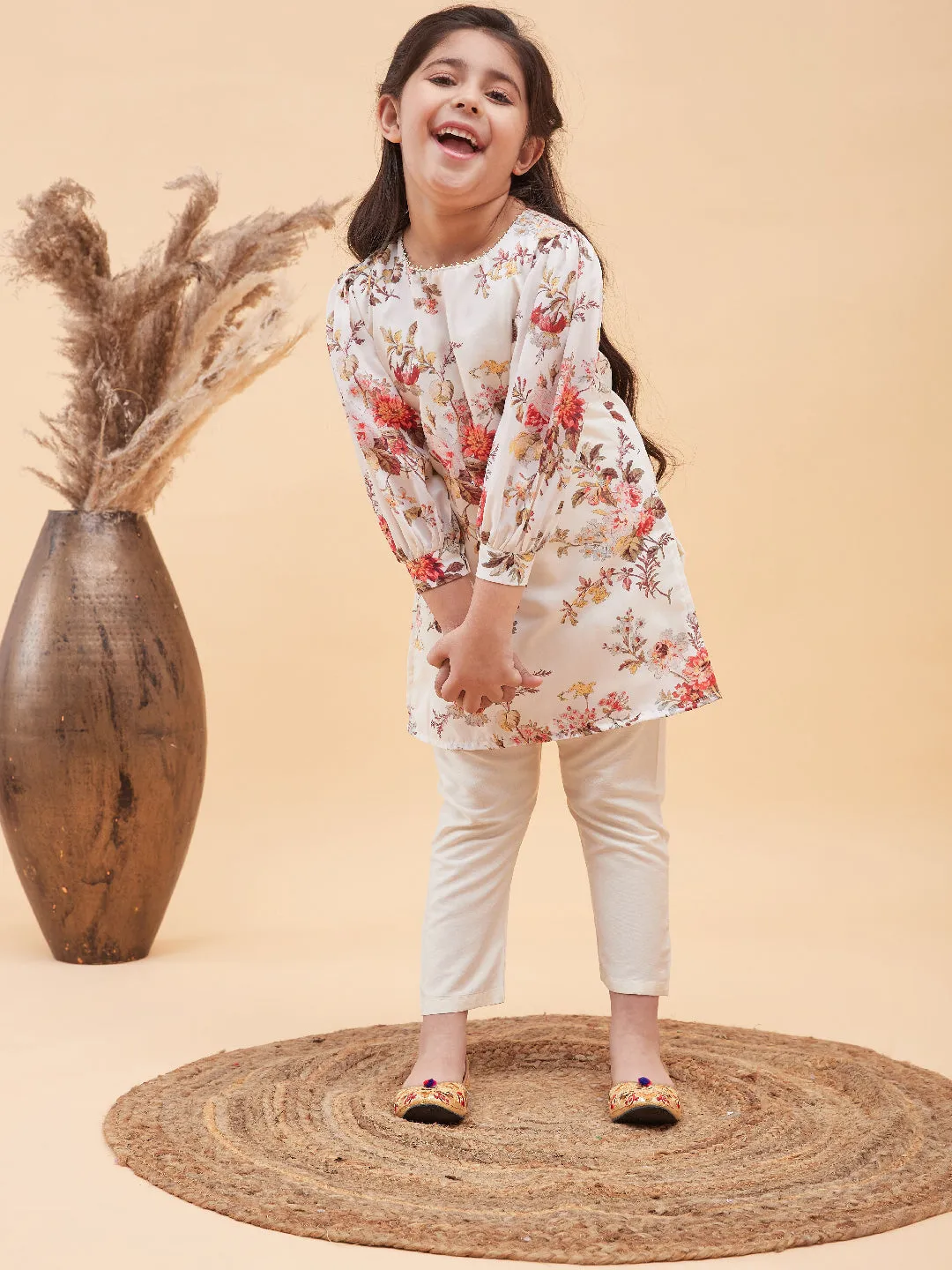 Jashvi Girls Cream Floral Printed Kurta With Cream Pant Set