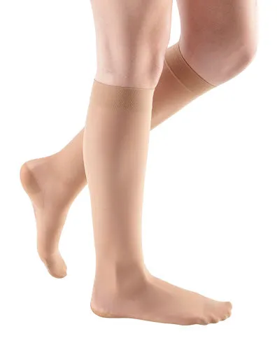 Mediven Sheer & Soft, 15-20 mmHg, Knee High, Closed Toe