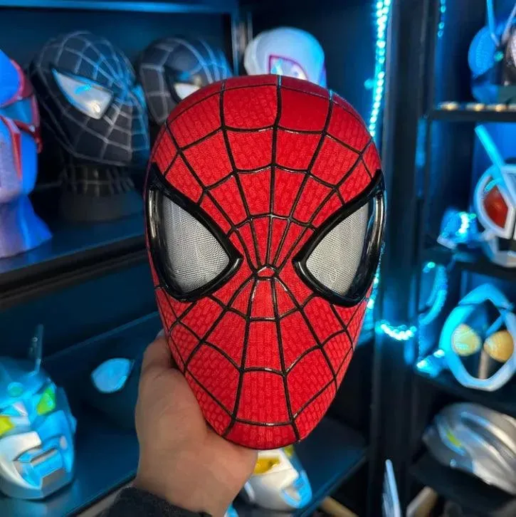 SpiderVision Luxe Mask: Spider-Man Mask with Moving Eyes