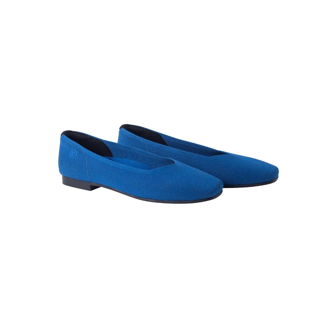 Una Flats | Square-Toe V-Cut