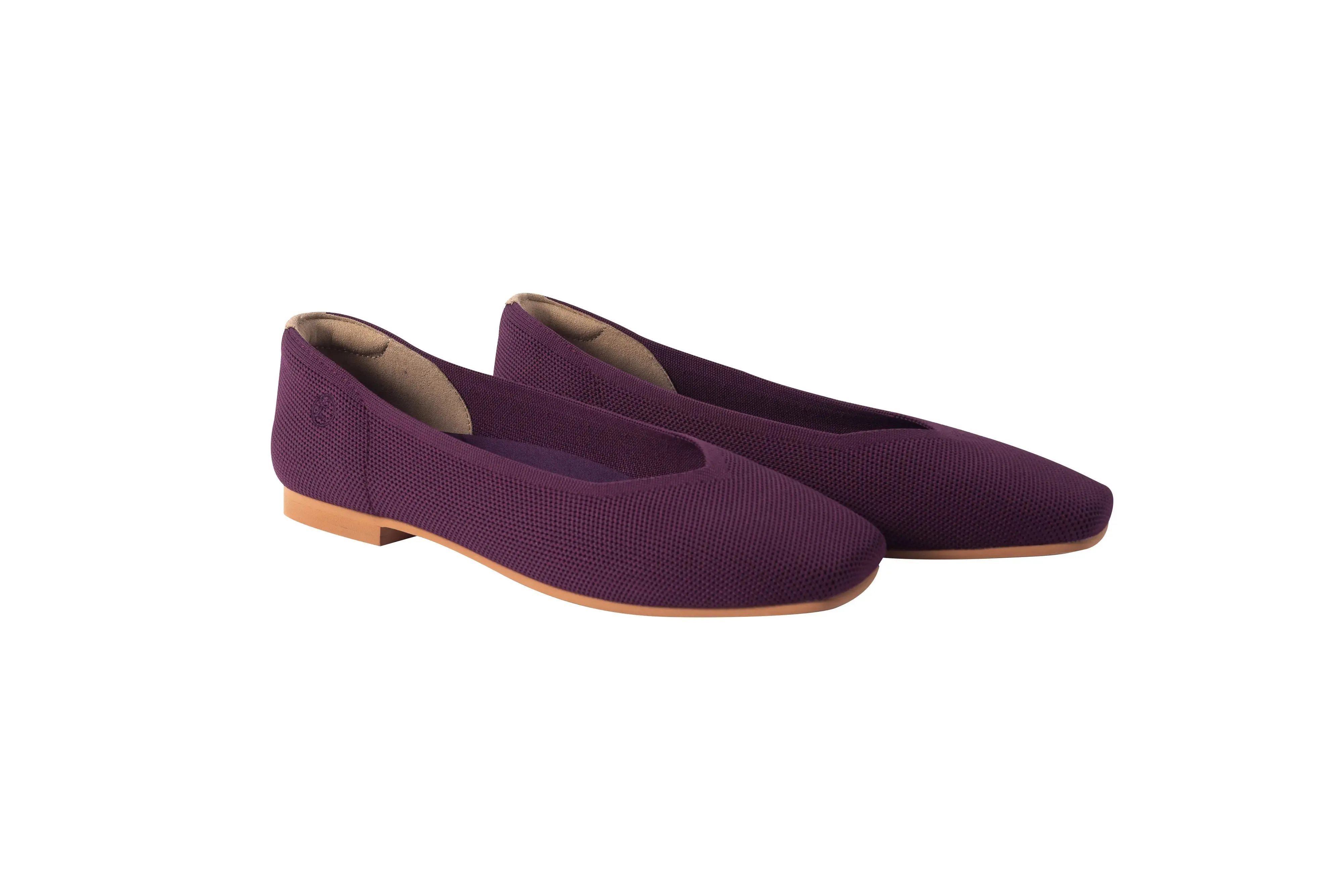 Una Flats | Square-Toe V-Cut